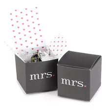 Mrs. & Mrs. Favor Treat Boxes